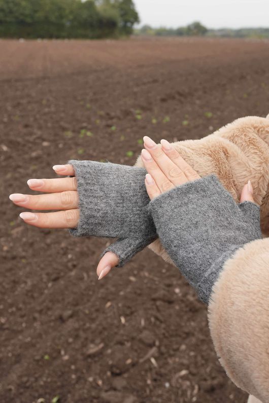 Cosy Cuff Fingerless Gloves Dark Grey Marl /5 =