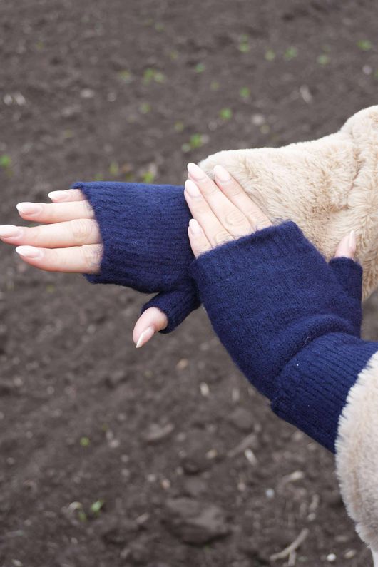 Cosy Cuff Fingerless Gloves Navy