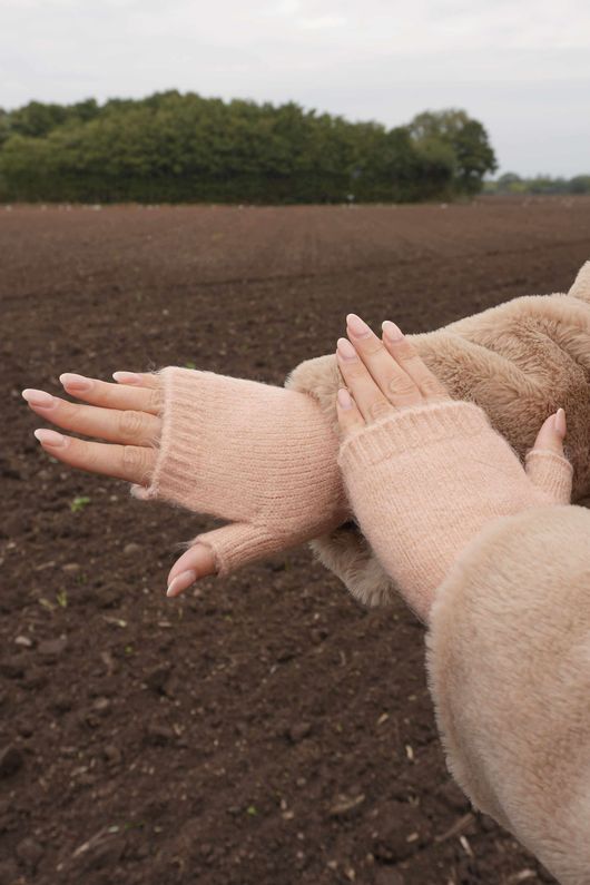 Cosy Cuff Fingerless Gloves Ballet
