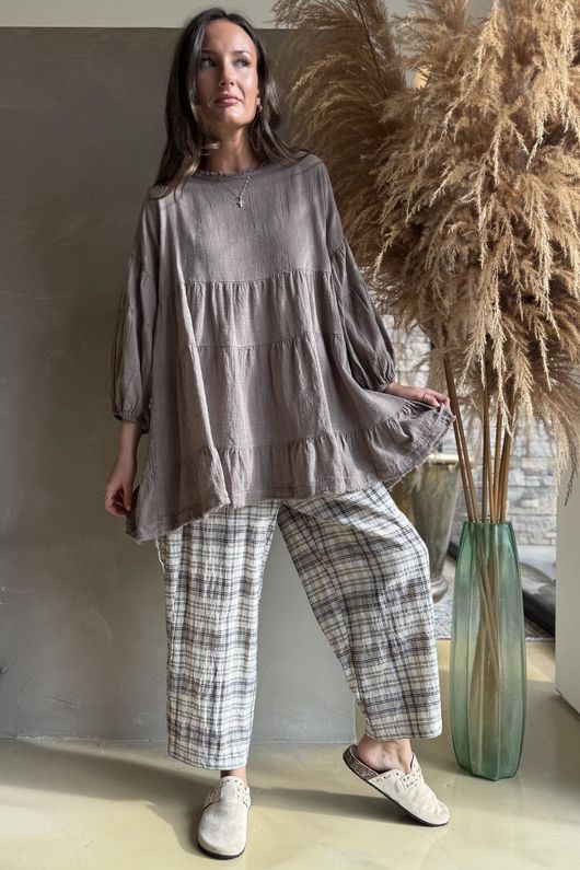 Driftwood Bell Sleeve Smock Top Mocha /10=