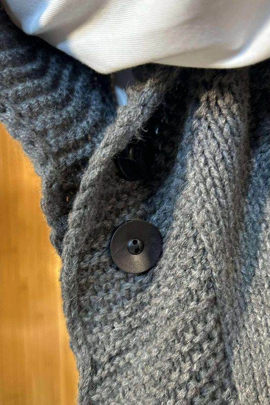 Edie V Cable Cowl Knit Charcoal /20=