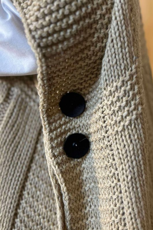 Edie V Cable Cowl Knit Oat /30=