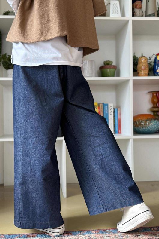 Essential Stretch Flat Front Wide Leg Jean Dark 