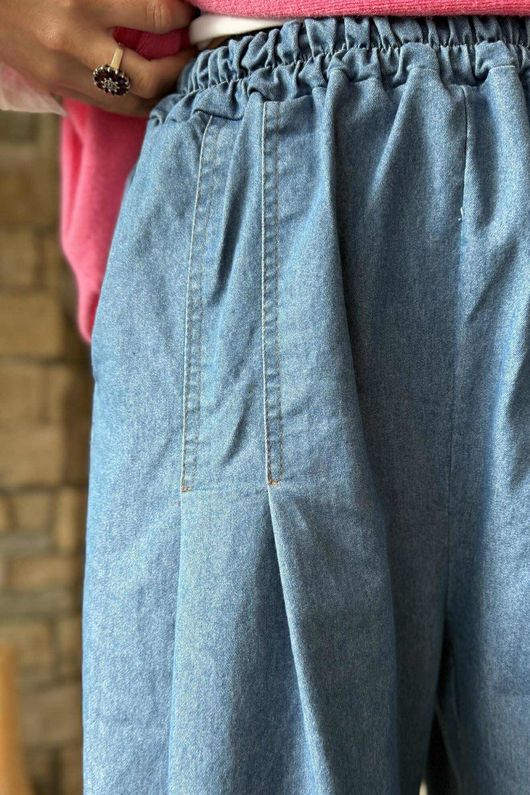 Essential Stretch Flat Front Wide Leg Jean Mid