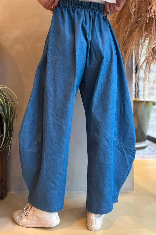 Essential Stretch Horseshoe Jean Mid Denim