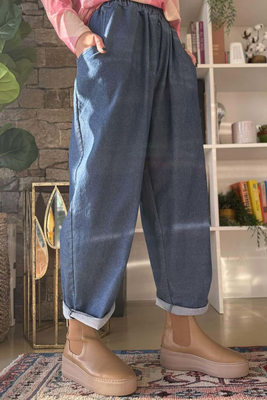 Essential Stretch Tapered Jean Mid