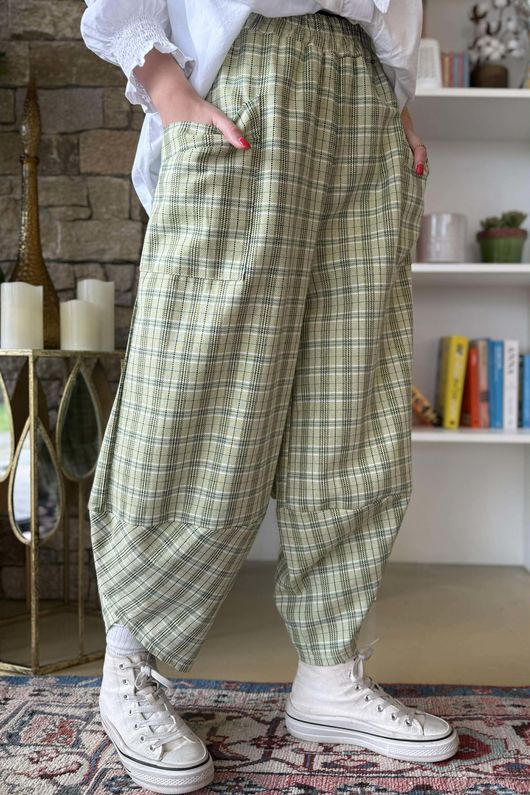 Felix Plaid Shelby Barrel Pant Soft Lime