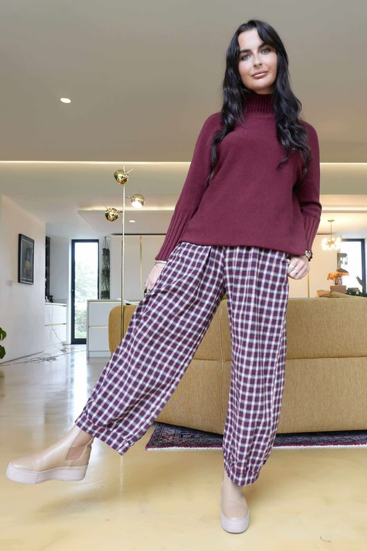 Fergus Demi Bloom Pant Burgundy