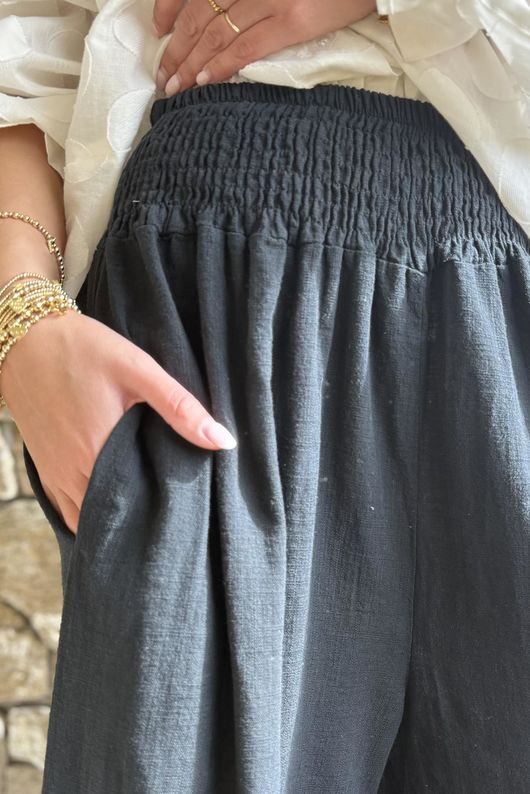 Frame Cotton Shirring Waist Wide Leg Pant Black