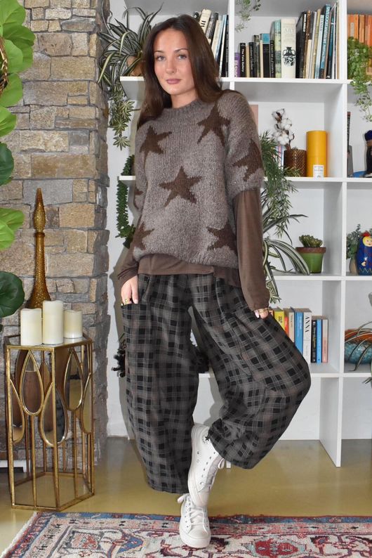 Heritage Needlecord Plaid Relaxed Barrel Pant Black & Chocolate