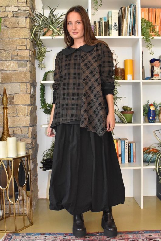 Heritage Needlecord Plaid Swing Top Black & Chocolate