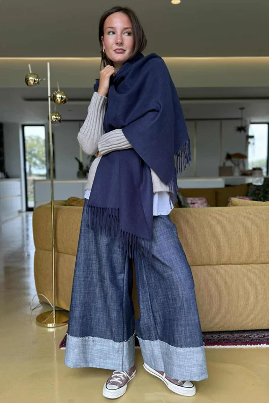 Highland Cotton Cashmere Scarf Navy 