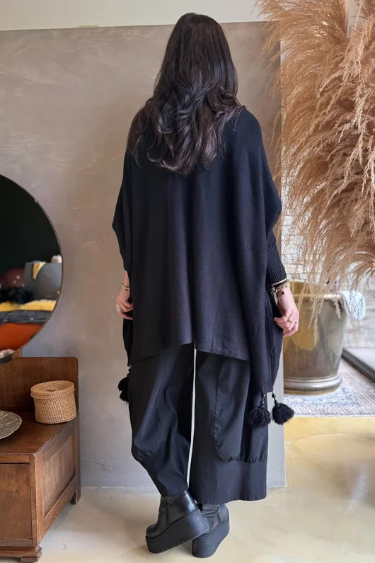 Iggy Cowl Neck Tassel Blanket Knit Black