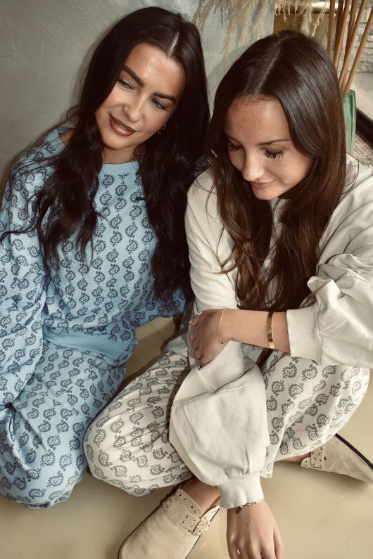 Indira Lantern Sleeve Sweatshirt Baby Blue & Denim