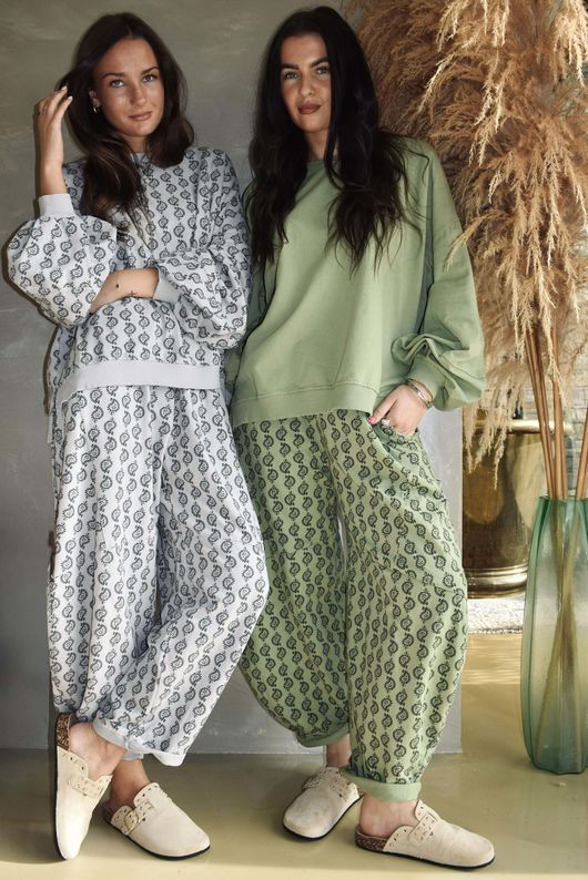 Indira Lantern Sleeve Sweatshirt Smoke & Storm