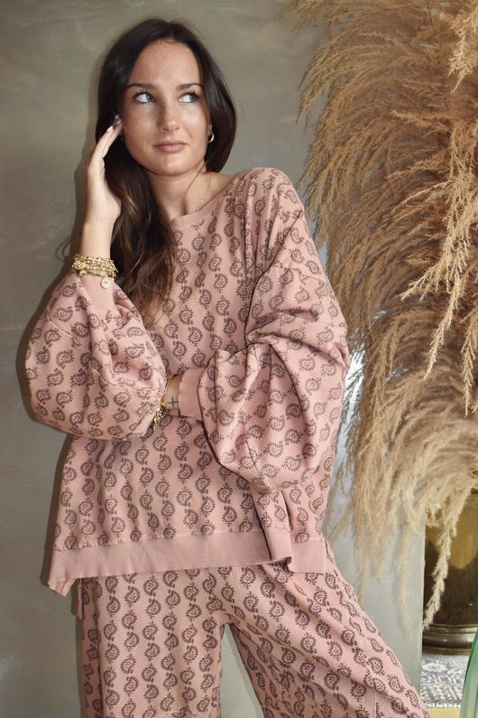 Indira Lantern Sleeve Sweatshirt Soft Terracotta & Chocolate