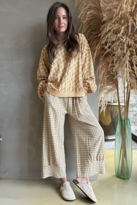 Indira Lantern Sleeve Sweatshirt Tuscan Sun & Tan