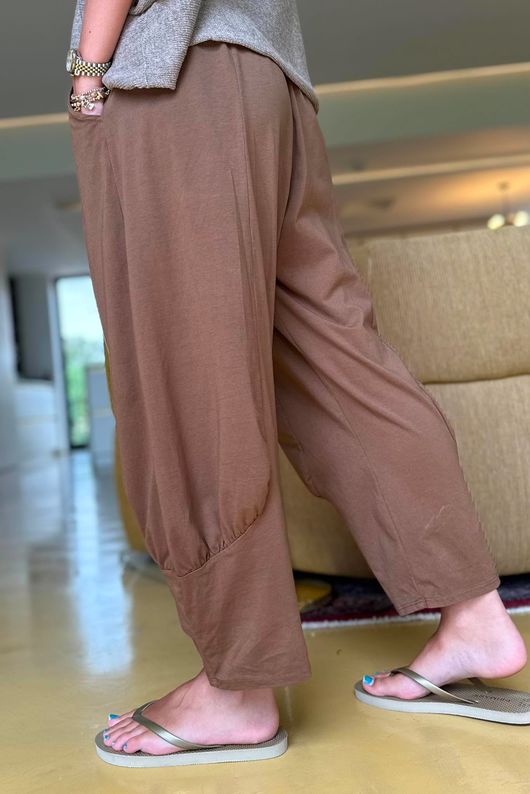 Jo Jo Quirky Classic Barrel Pant Hazelnut