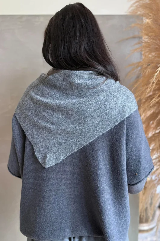 Jonti Knit XL Neckerchief Scarf Dark Grey