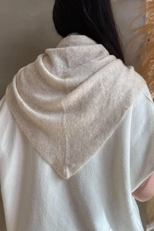 Jonti Knit XL Neckerchief Scarf Oatmeal