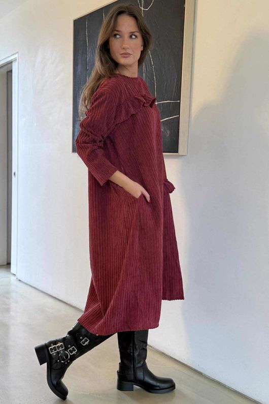 Jumbo Cord Ruffle Sac Dress Burgundy /20