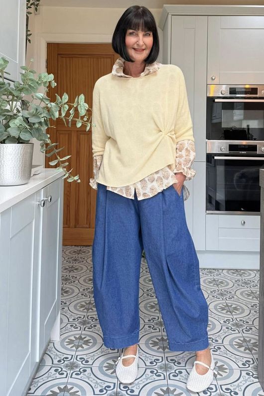 Juno Soft Stretch Pleat Barrel Jean Mid 