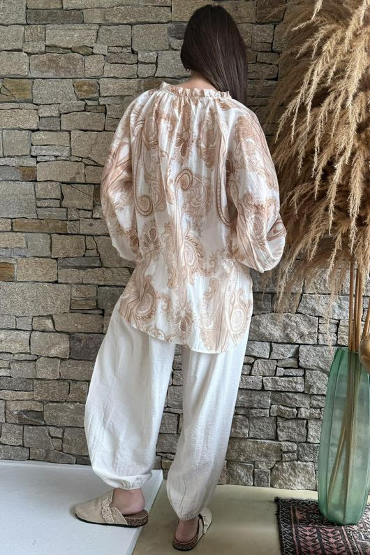 Kings Road Paisley Blouse Natural /1/15 pre order due 1 week