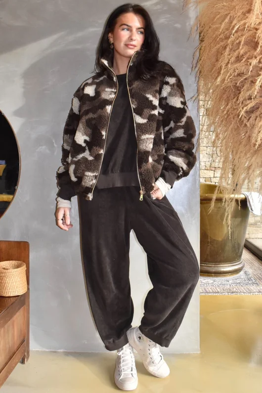 Kit Camo Sherpa Funnel Neck Bomber Jacket Coffee Bean