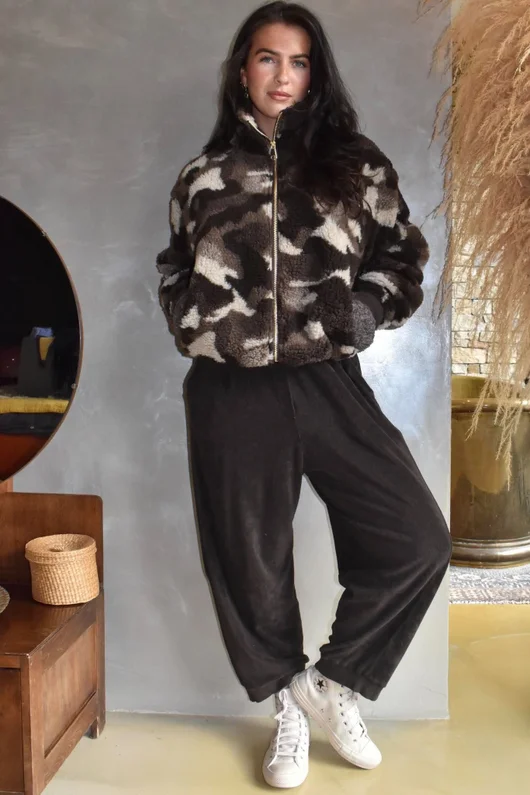 Kit Camo Sherpa Funnel Neck Bomber Jacket Coffee Bean