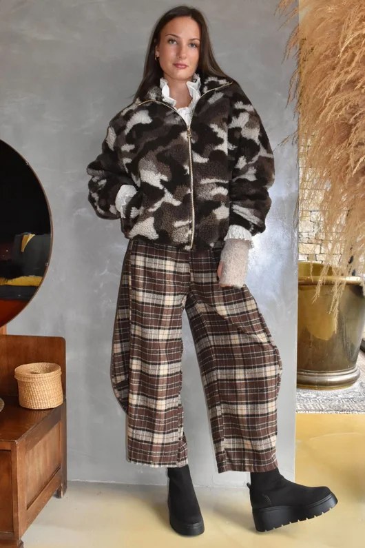 Kit Camo Sherpa Funnel Neck Bomber Jacket Coffee Bean