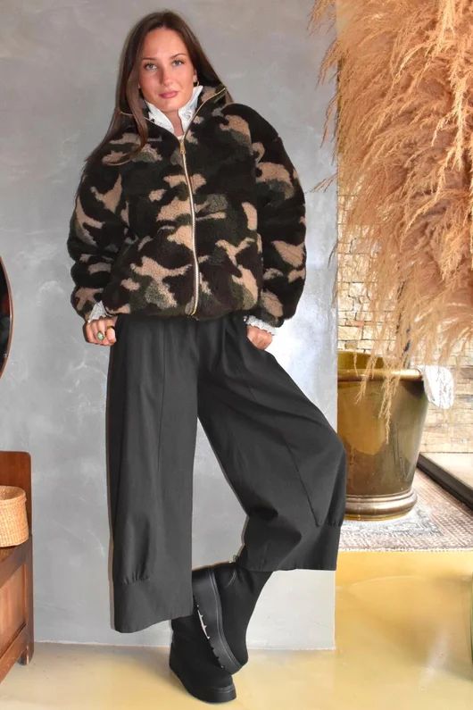 Kit Camo Sherpa Funnel Neck Bomber Jacket Khaki