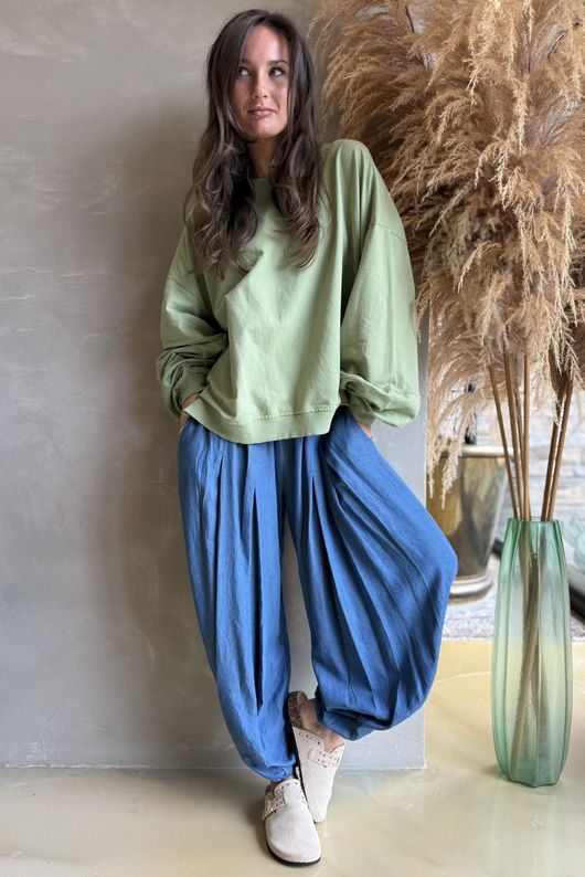 Lagen Lantern Sleeve Sweatshirt Matcha