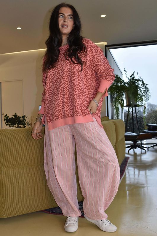 Lagen Leopard Chill Sweatshirt Coral & Indian Red