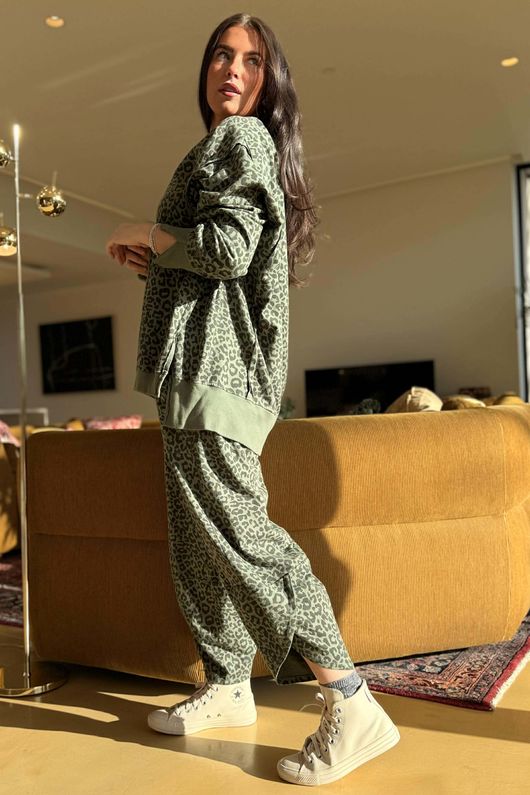 Lagen Leopard Chill Sweatshirt Khaki & Moss