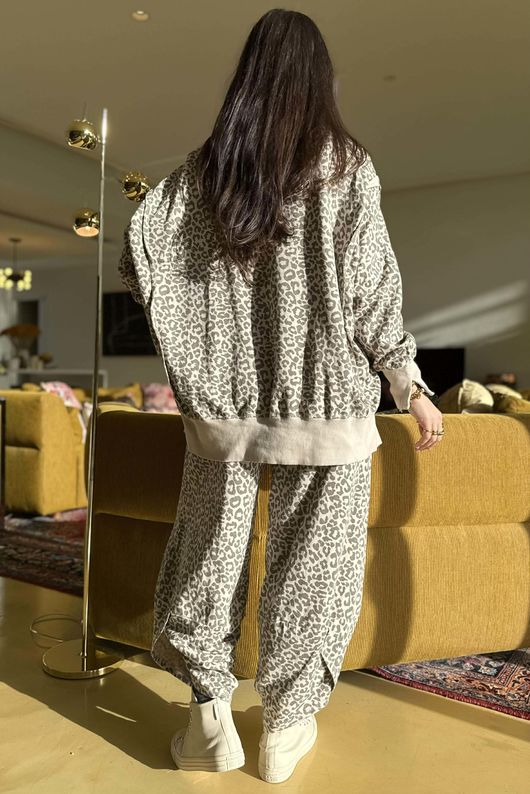 Lagen Leopard Chill Sweatshirt Stone & Earth