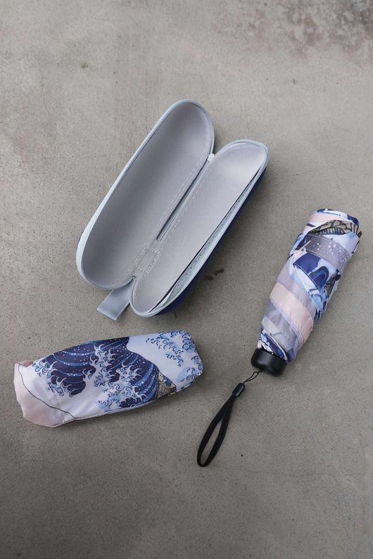 Laundry B Compact Umbrella Great Wave