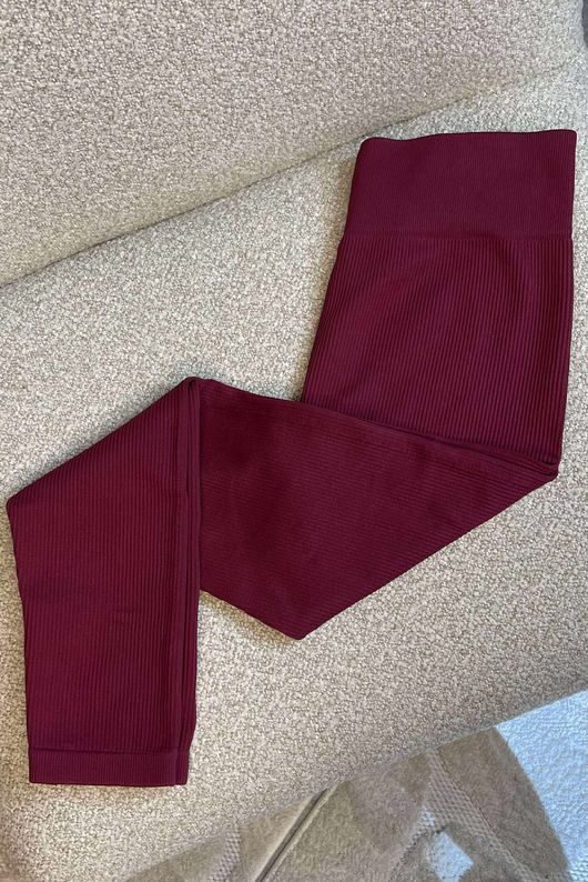  Ribbed Compression Sculpt Legging Burgundy 