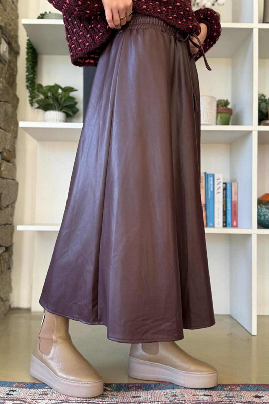 Lennon Super Soft Faux Leather Skirt Burgundy