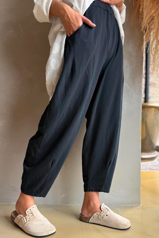 Lock Carrot Leg Trouser Black