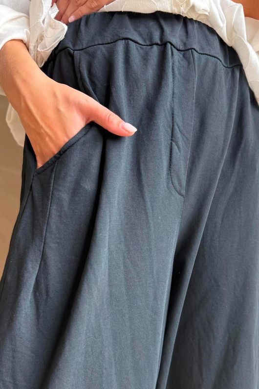 Lock Carrot Leg Trouser Black