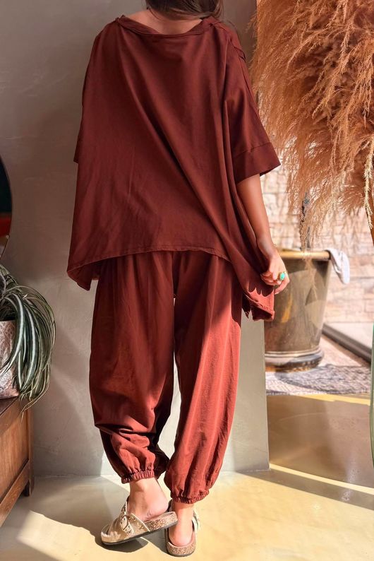 Lock Raw Seam Dip Side Short Sleeve Top Rust