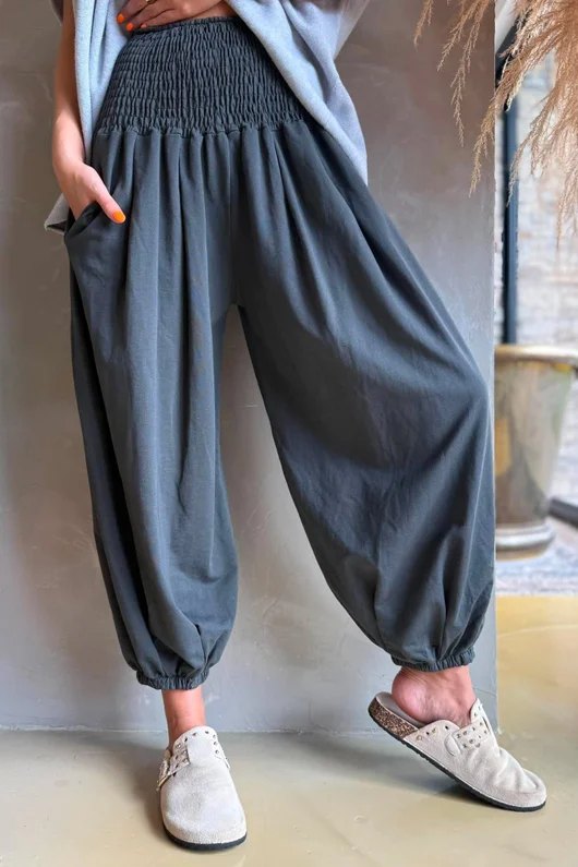 Lock Shirring Pleat Cuff Pant Charcoal