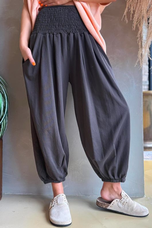 Lock Shirring Pleat Cuff Pant Coffee Bean