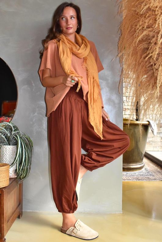 Lock Shirring Pleat Cuff Pant Rust