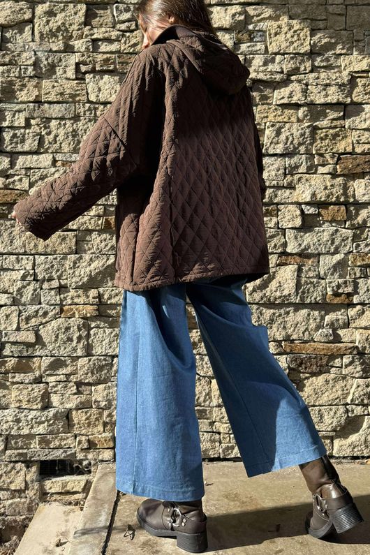 Lowland Hooded Jacket Chocolate /20 =