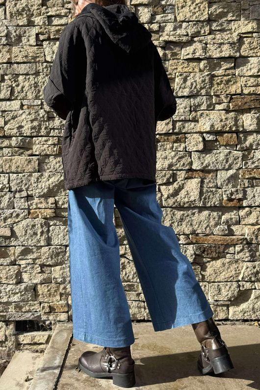 Lowland Hooded Jacket Black /20 =
