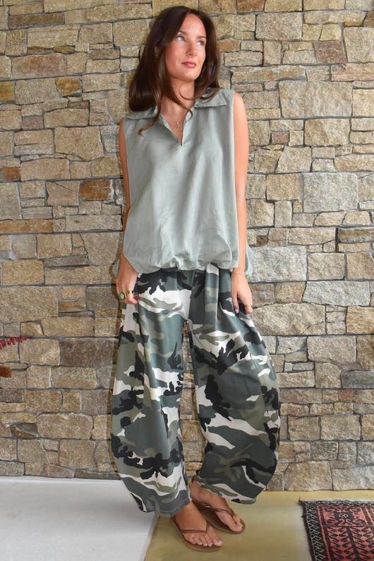 Mabel Sleeveless Bubble Blouse Soft Khaki 