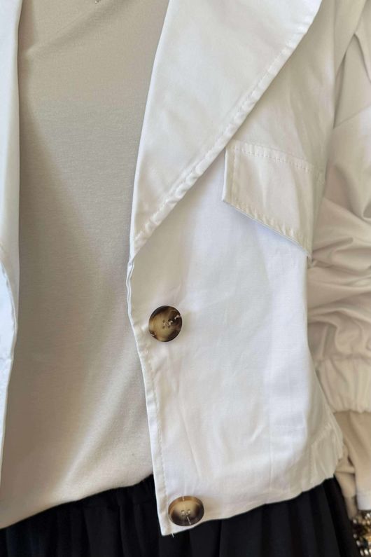 Made in Italy Axel Cropped Trench Jacket White