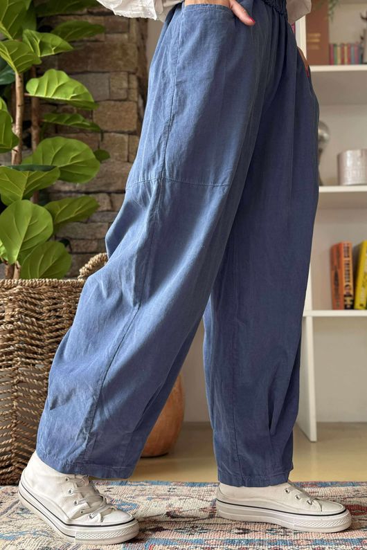 Made in Italy Baby Cord Dart Barrel Pant Denim /12 =