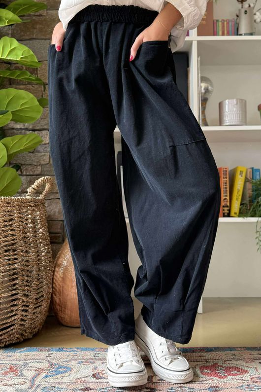 Made in Italy Baby Cord Dart Barrel Pant Black /8 